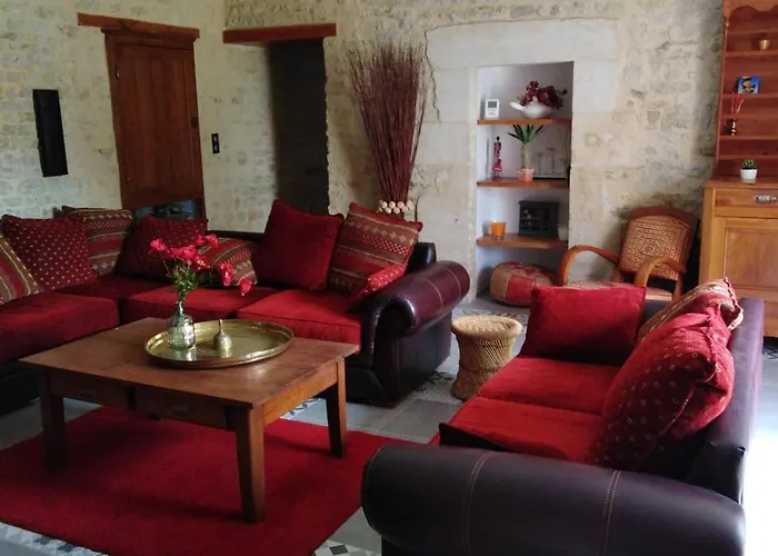 Tatil Evi Maison Renovee Pour 14 Pers Avec Piscine Chauffee, Jardin, Baby-foot, Proche Puy Du Fou Et La Rochelle - Fr-1-426-362 *