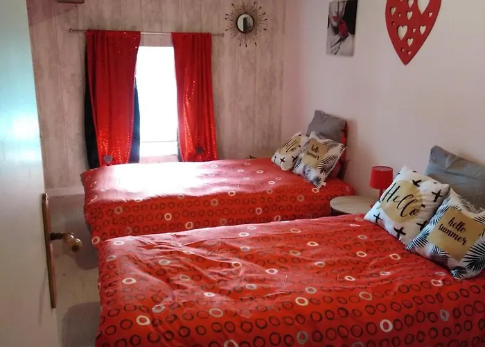 Tatil Evi Maison Renovee Pour 14 Pers Avec Piscine Chauffee, Jardin, Baby-foot, Proche Puy Du Fou Et La Rochelle - Fr-1-426-362 *